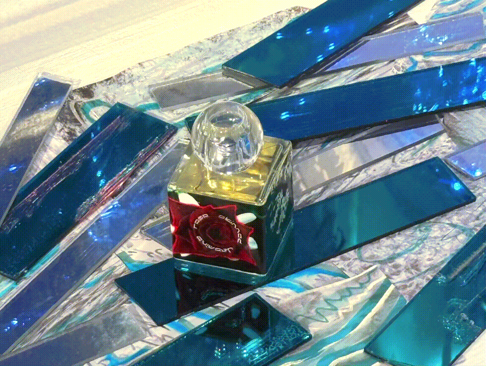 Rose Skinned Jasmine